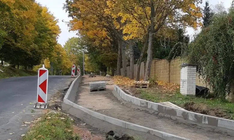 Horní Slavkov ul. Větrná - výstavba chodníku