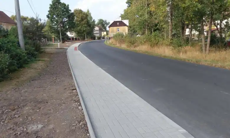 rekonstrukce komunikace, Hroznětín, Ostrovská ul.