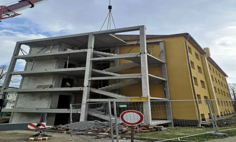 Nová Role - rekonstrukce objektu - Dům pro seniory