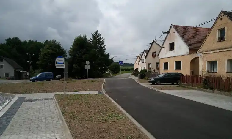 Zadní Chodov - úprava místních komunikací a chodníků