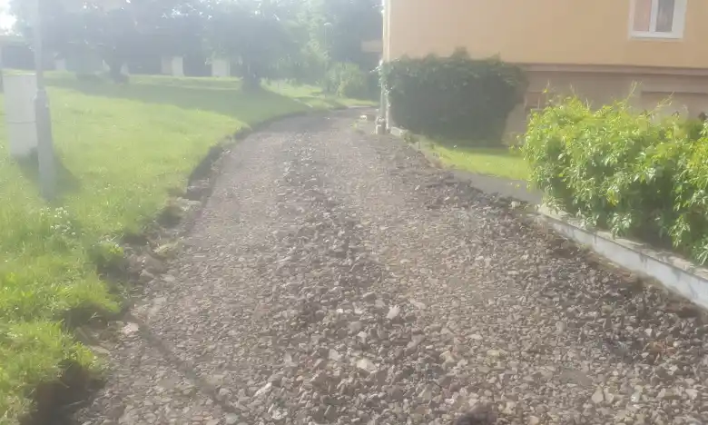 Ostrov ul. U koupaliště - rekonstrukce vozovky