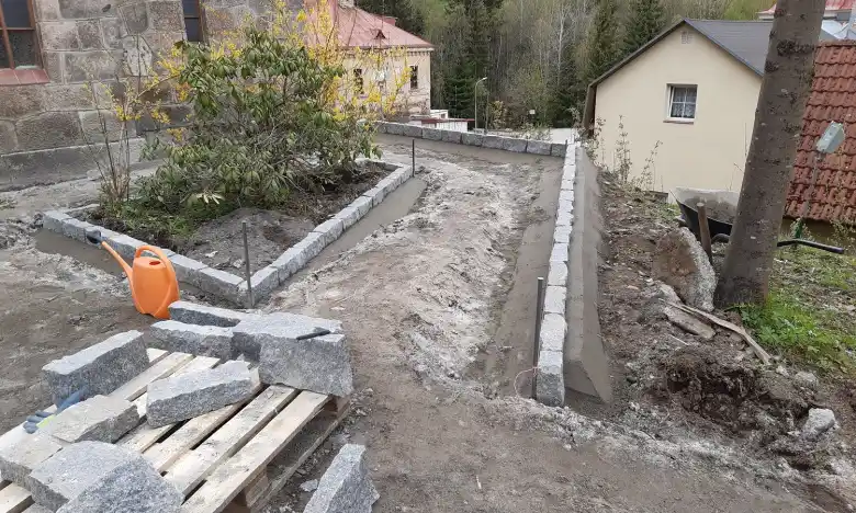 Potůčky - rekonstrukce chodníku