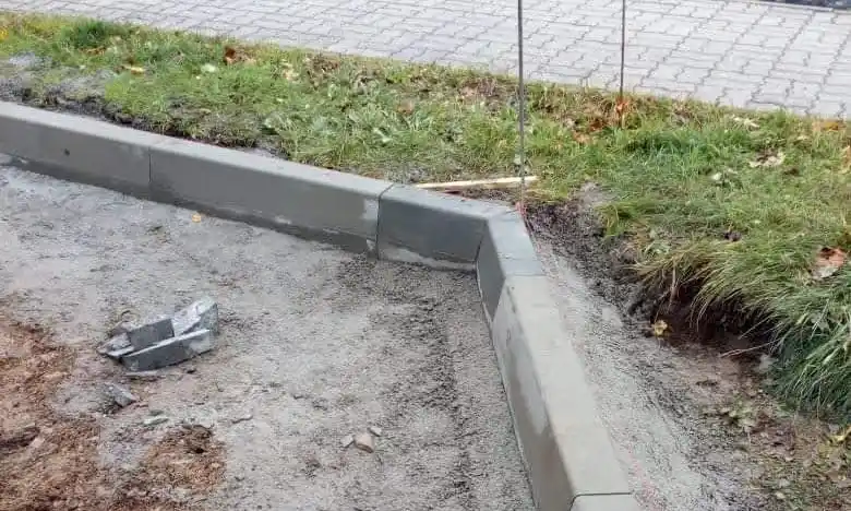 Potůčky výstavba parkoviště