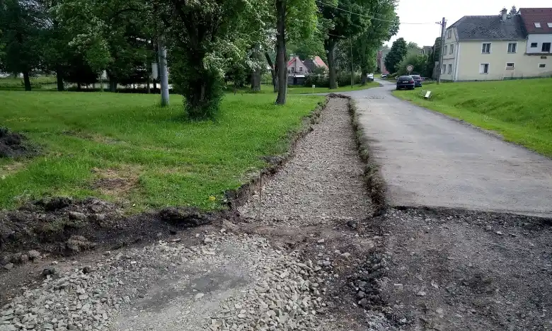 Zadní Chodov - úprava místních komunikací a chodníků