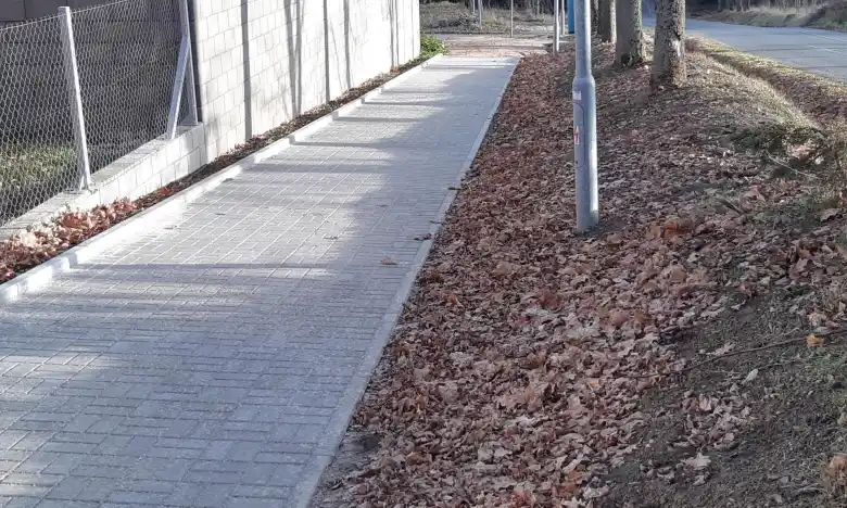 Horní Slavkov ul. Větrná - výstavba chodníku