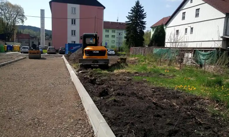 Kraslice - parkoviště v ul. Družstevní