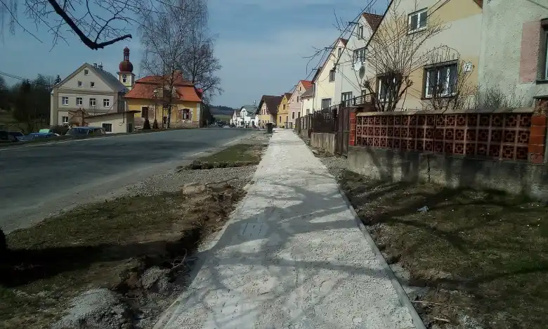 Zadní Chodov - úprava místních komunikací a chodníků