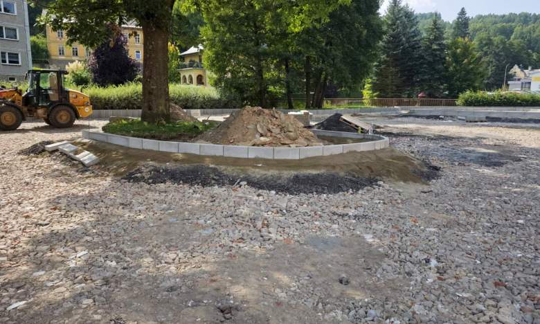 Kraslice ul. Sv. Čecha - úprava a výstavba parkoviště
