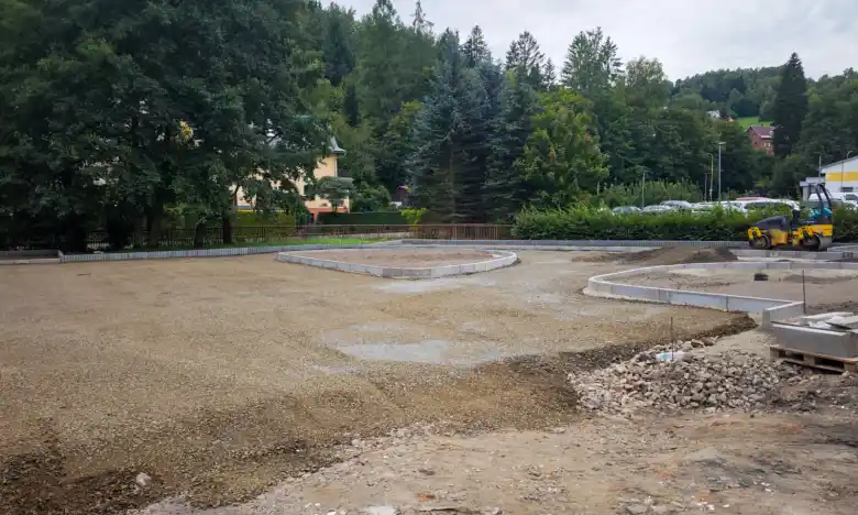 Kraslice ul. Sv. Čecha - úprava a výstavba parkoviště
