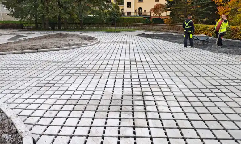 Kraslice ul. Sv. Čecha - úprava a výstavba parkoviště