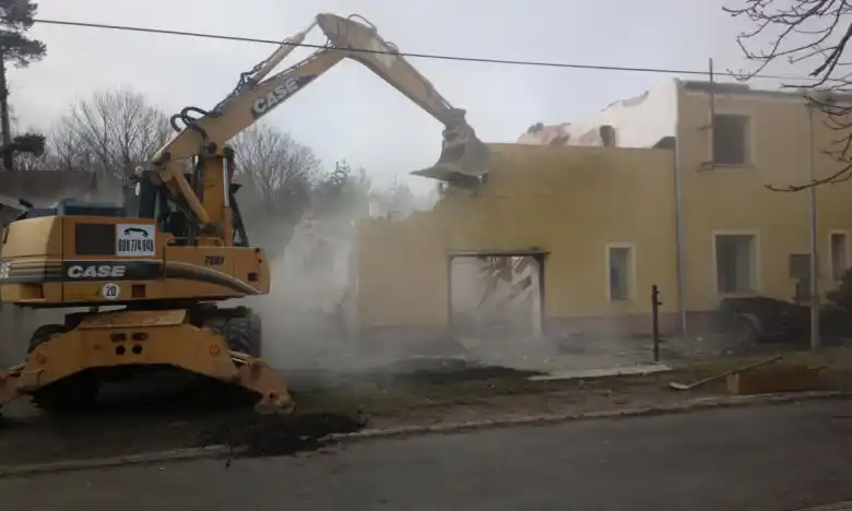 demolice původního objektu