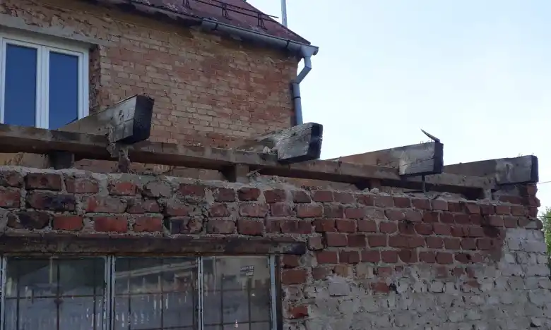 průběh rekonstrukce