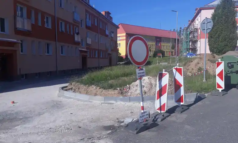 průběh rekonstrukce