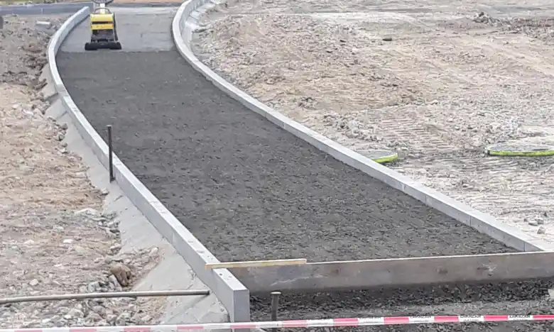 průběh rekonstrukce