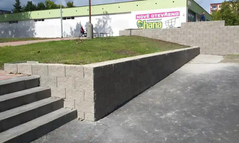 Stavební úprava chodníků Skalka Cheb