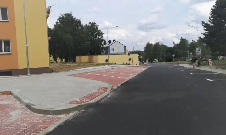 průběh rekonstrukce