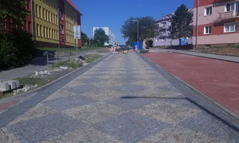 průběh rekonstrukce